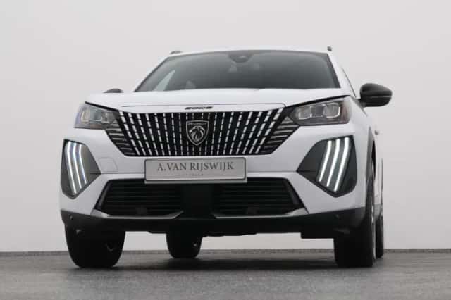 Peugeot 2008 (2023) thumbnail 35