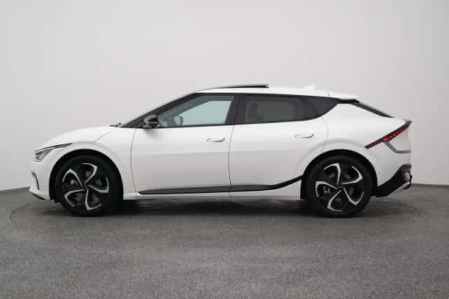 Kia EV6 (2023) thumbnail 14