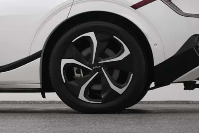 Kia EV6 (2023) thumbnail 40