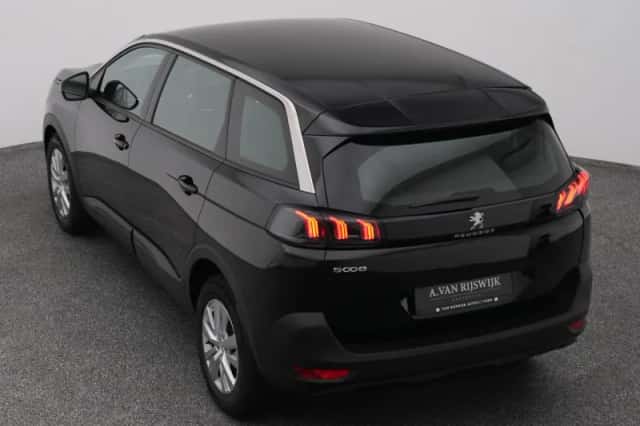 Peugeot 5008 (2021) thumbnail 25