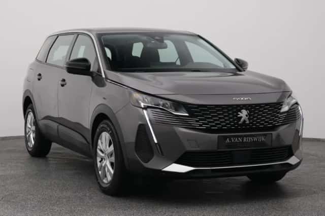 Peugeot 5008 (2022) thumbnail 2