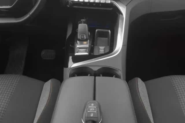 Peugeot 5008 (2022) thumbnail 12