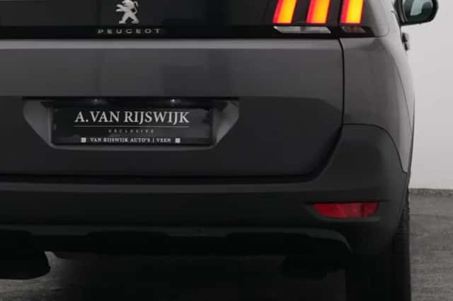 Peugeot 5008 (2022) thumbnail 20