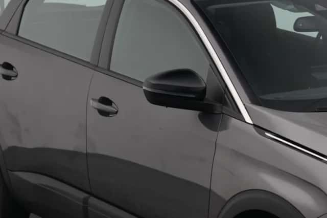 Peugeot 5008 (2022) thumbnail 23