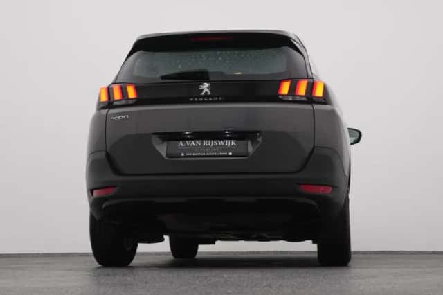 Peugeot 5008 (2022) thumbnail 36