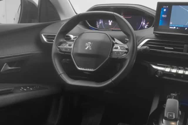 Peugeot 5008 (2022) thumbnail 7
