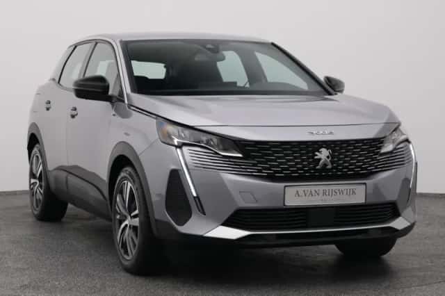Peugeot 3008 (2023) thumbnail 2