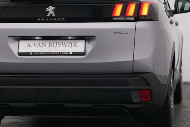Peugeot 3008 (2023) thumbnail 20