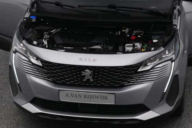 Peugeot 3008 (2023) thumbnail 31