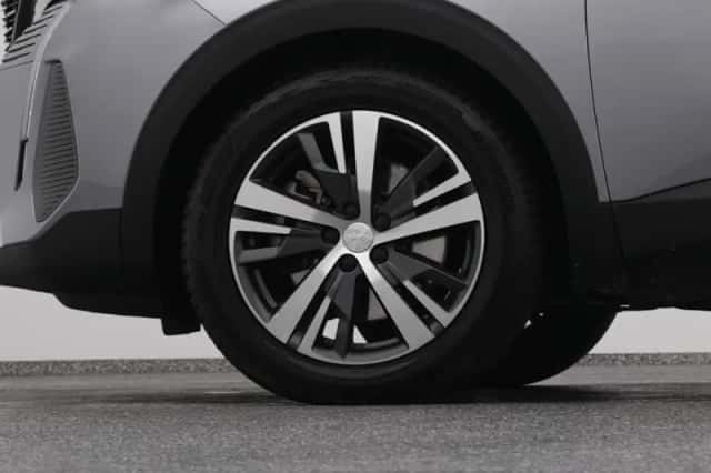 Peugeot 3008 (2023) thumbnail 39