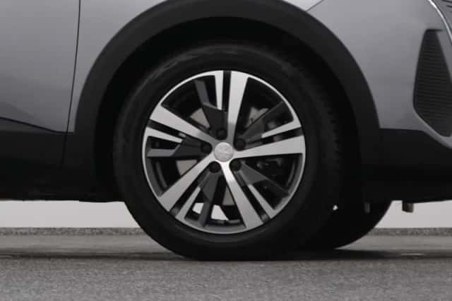 Peugeot 3008 (2023) thumbnail 42