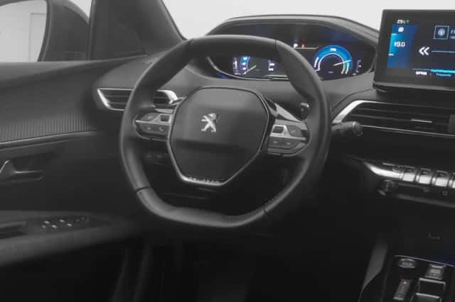 Peugeot 3008 (2023) thumbnail 7