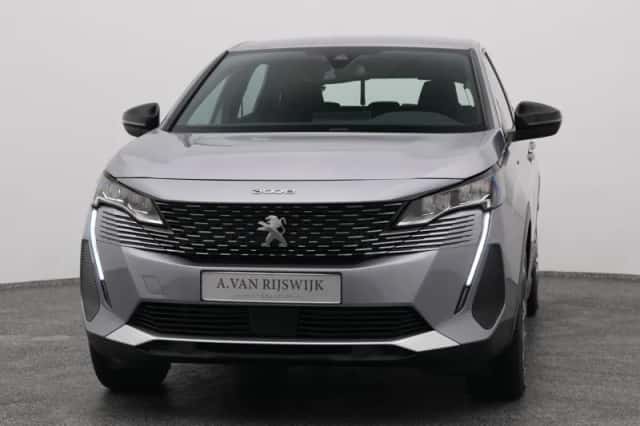 Peugeot 3008 (2023) thumbnail 9