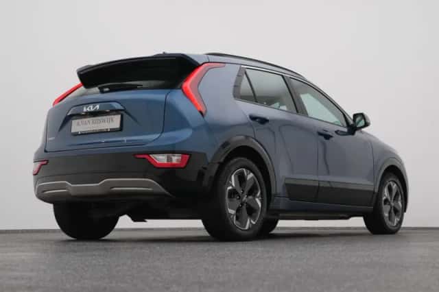 Kia Niro (2023) thumbnail 17