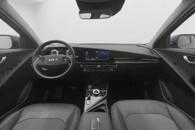 Kia Niro (2023) thumbnail 3