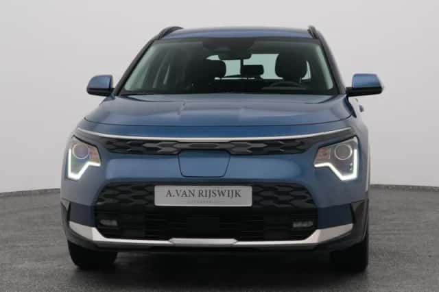 Kia Niro (2023) thumbnail 10