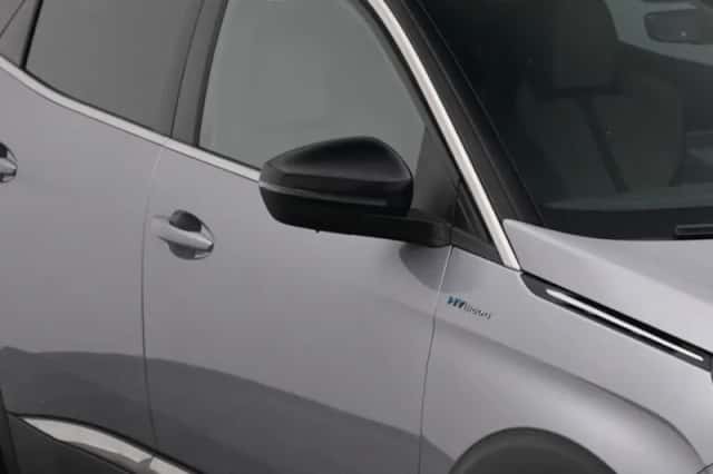 Peugeot 3008 (2021) thumbnail 23