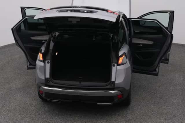 Peugeot 3008 (2021) thumbnail 29