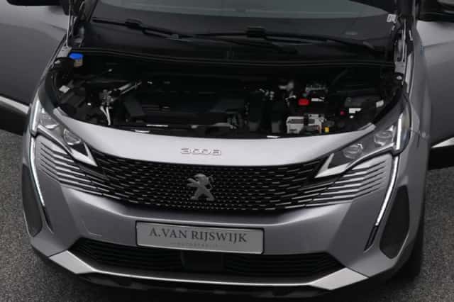 Peugeot 3008 (2021) thumbnail 31
