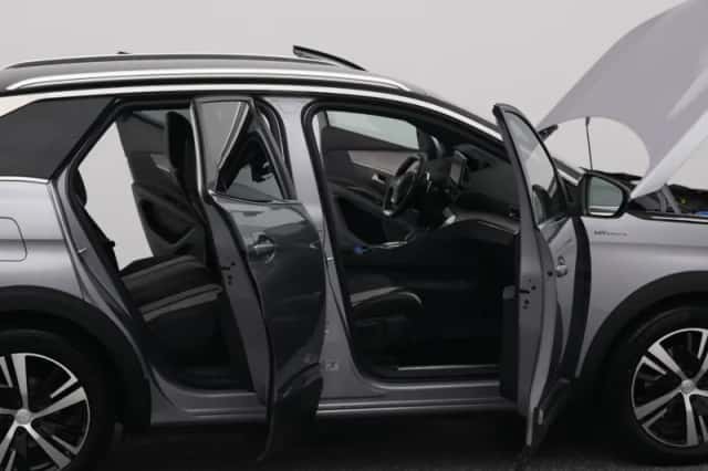 Peugeot 3008 (2021) thumbnail 34