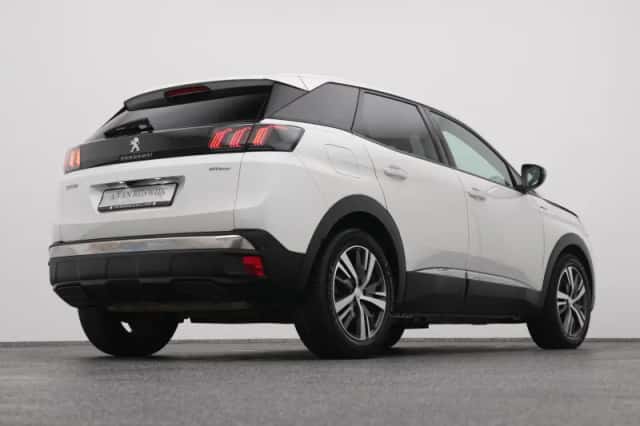 Peugeot 3008 (2023) thumbnail 16
