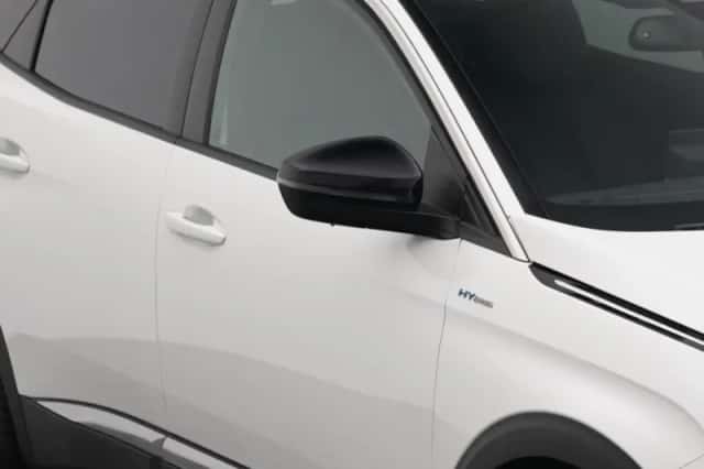 Peugeot 3008 (2023) thumbnail 23