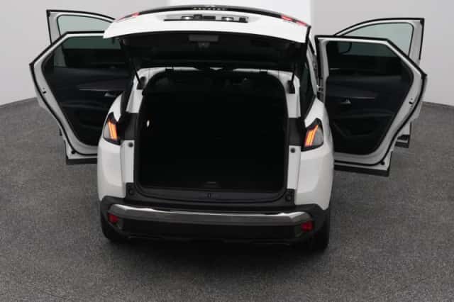 Peugeot 3008 (2023) thumbnail 29
