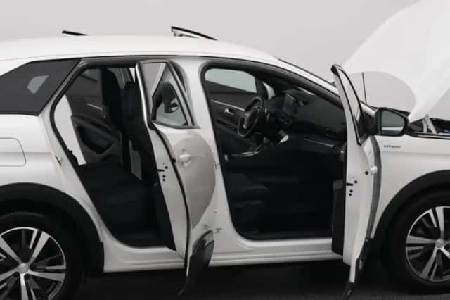 Peugeot 3008 (2023) thumbnail 34