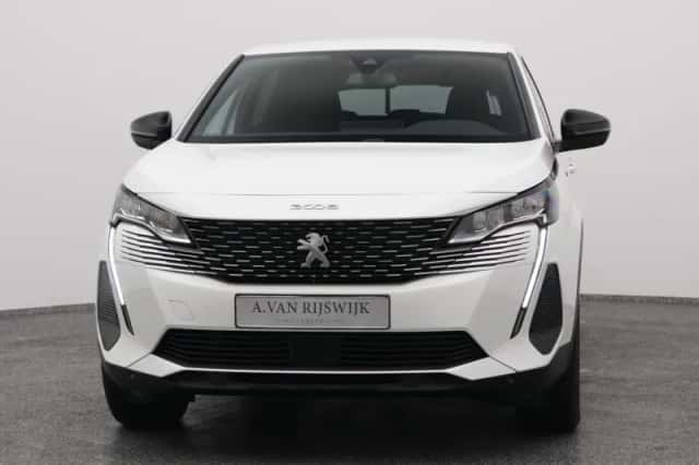 Peugeot 3008 (2023) thumbnail 9