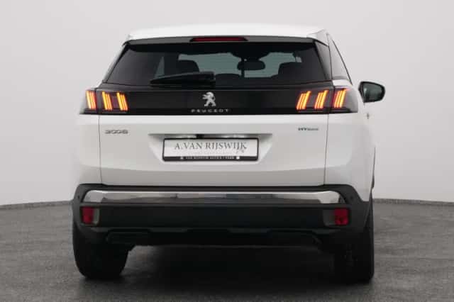Peugeot 3008 (2023) thumbnail 10