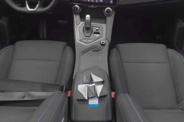 Lynk & Co 01 (2023) thumbnail 12