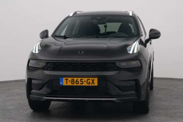 Lynk & Co 01 (2023) thumbnail 9