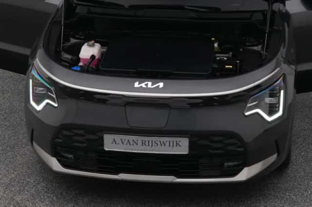 Kia Niro (2024) thumbnail 32