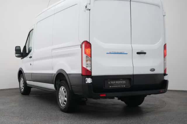 Ford E-Transit (2023) thumbnail 6