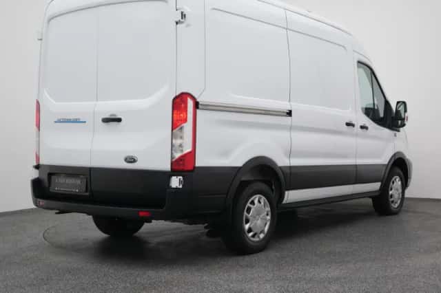 Ford E-Transit (2023) thumbnail 7