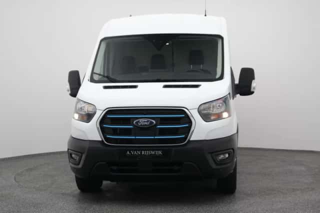 Ford E-Transit (2023) thumbnail 10