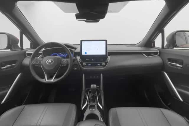Toyota Corolla (2024) thumbnail 3