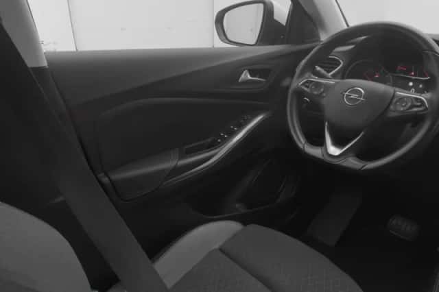 Opel Grandland (2021) thumbnail 11