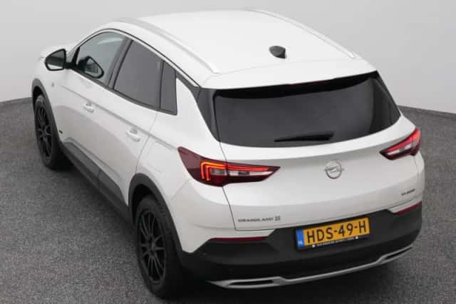 Opel Grandland (2021) thumbnail 25