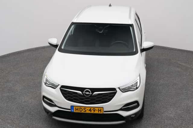 Opel Grandland (2021) thumbnail 26