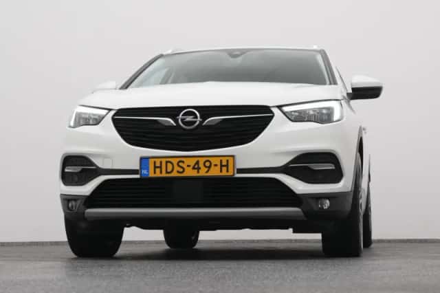 Opel Grandland (2021) thumbnail 35