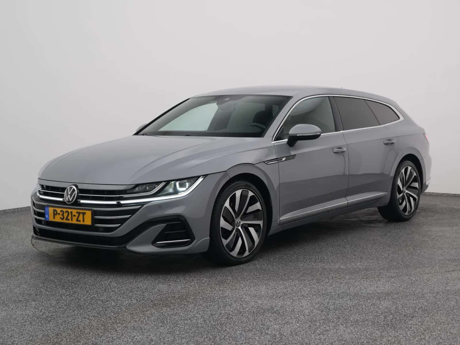 Volkswagen Arteon (2022) — foto 1