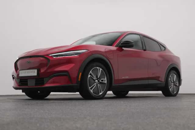 Ford Mustang (2024) thumbnail 16