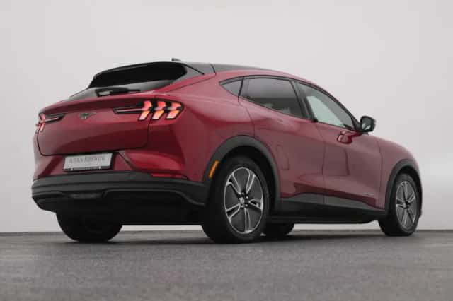 Ford Mustang (2024) thumbnail 17