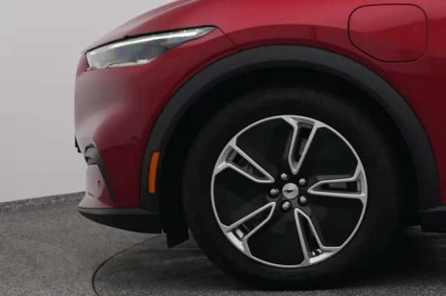 Ford Mustang (2024) thumbnail 22