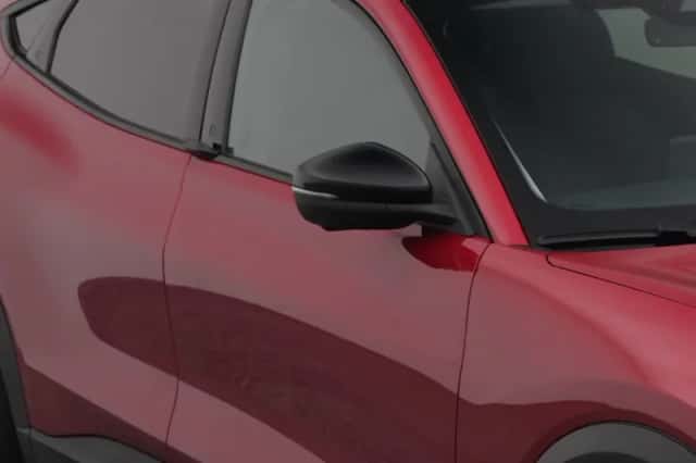Ford Mustang (2024) thumbnail 24