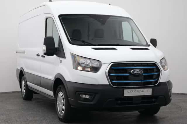 Ford E-Transit (2023) thumbnail 2