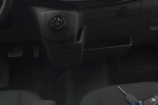 Ford E-Transit (2023) thumbnail 13
