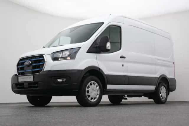 Ford E-Transit (2023) thumbnail 16