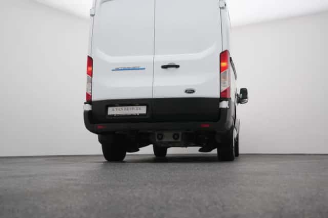 Ford E-Transit (2023) thumbnail 37